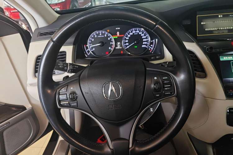 Used Acura RLX 2013 3.5L PAWS Edition

