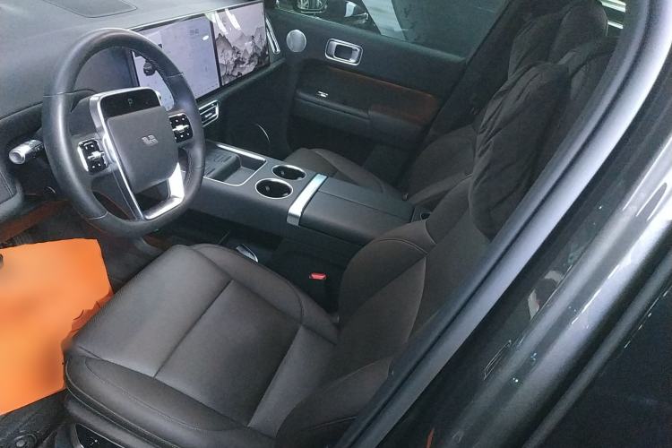 Used Li Auto L8 2023 Pro Model
