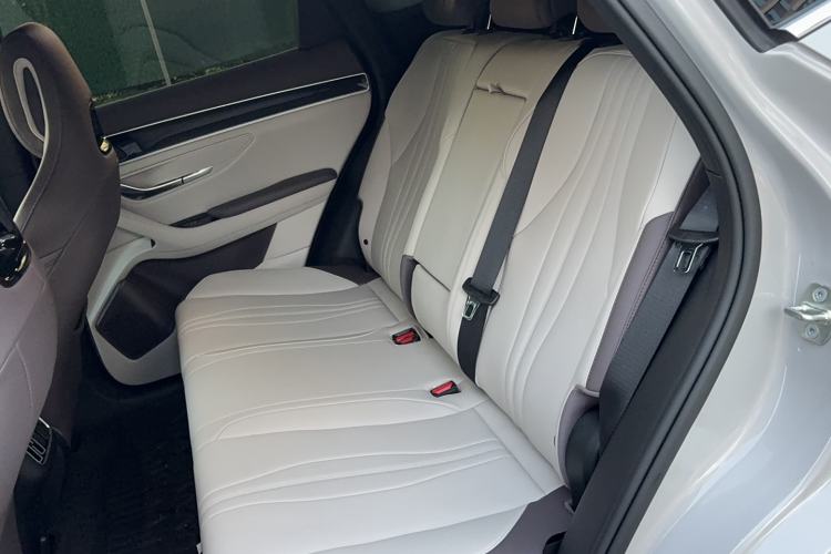 Used BYD Song PLUS New Energy 2025 EV Intelligent Driving Edition 520km Luxury Model
