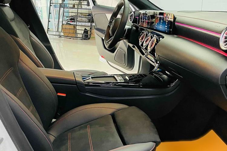 Used Mercedes-Benz A-Class 2021 A 200 L Sport Sedan Fashion Model
