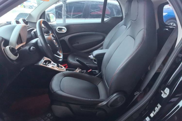 Used  fortwo 2018 1.0L 52kW Hardtop Passion Edition China V Standard
