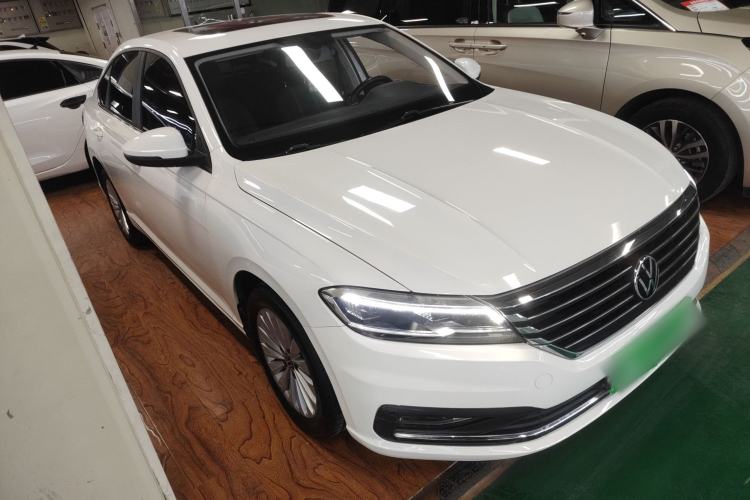 Used Volkswagen Lavida 2022 1.5L Automatic Vision Edition
