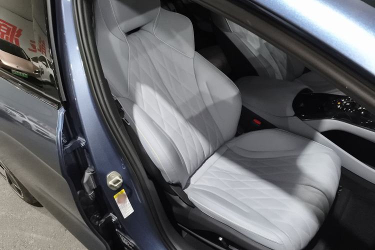 Used BYD Seal 2022 700 km Long-Range Rear-Wheel-Drive Version
