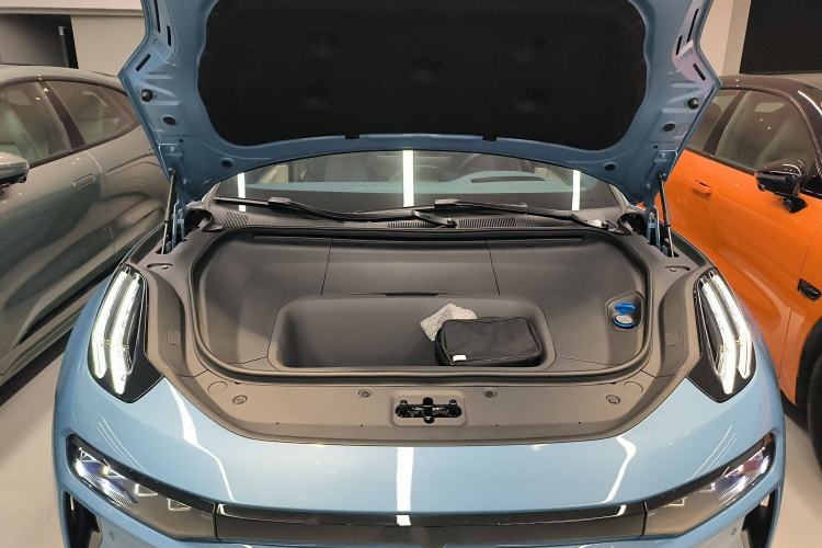 Used Zeekr 001 2025 YOU Edition 100 kWh All-Wheel Drive
