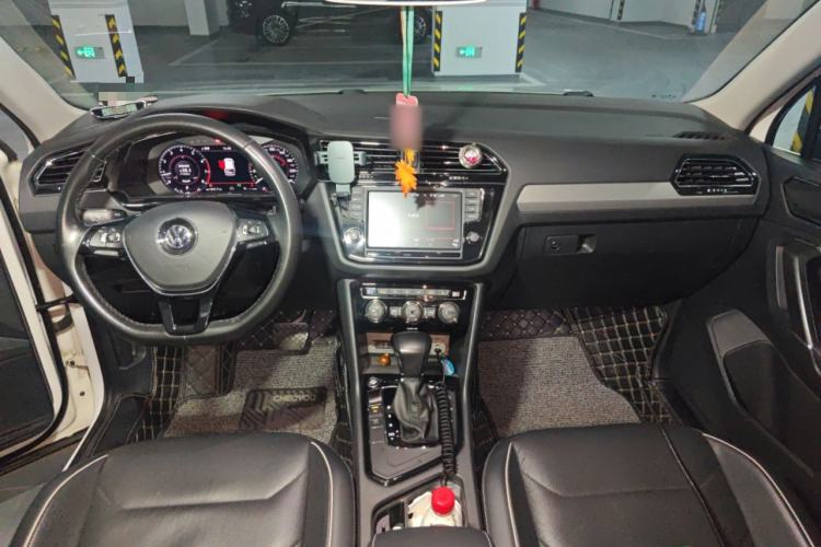 Used Volkswagen Tiguan L 2017 330TSI Automatic Two-Wheel Drive Flagship Edition
