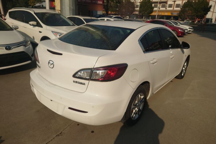 Used Mazda Mazda 3 2015 Sedan 1.6L Automatic Comfort Model
