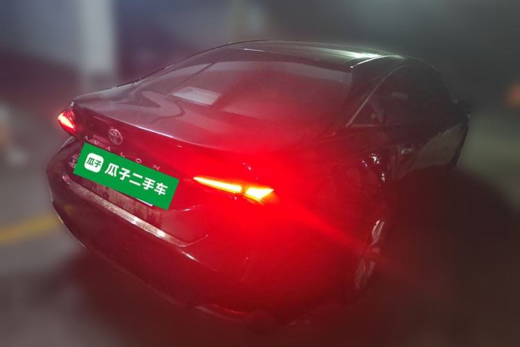 Used Toyota Avalon 2019 Dual-Engine 2.5L Luxury Edition China VI Standard
