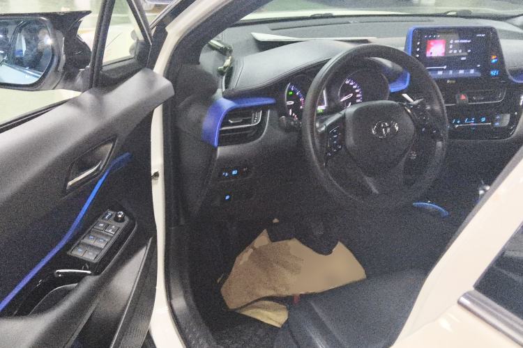 Used Toyota C-HR 2020 2.0L Leading Edition
