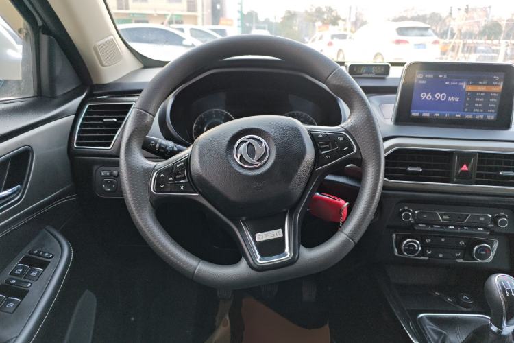 Used Dongfeng Fengon S560 2018 1.8L Manual Comfort 7-Seater