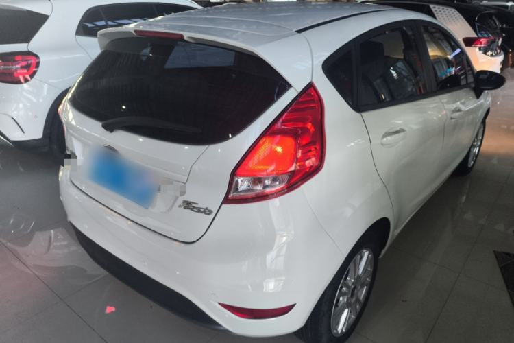 Used Ford Fiesta 2013 Hatchback 1.5L Automatic Fashion Edition
