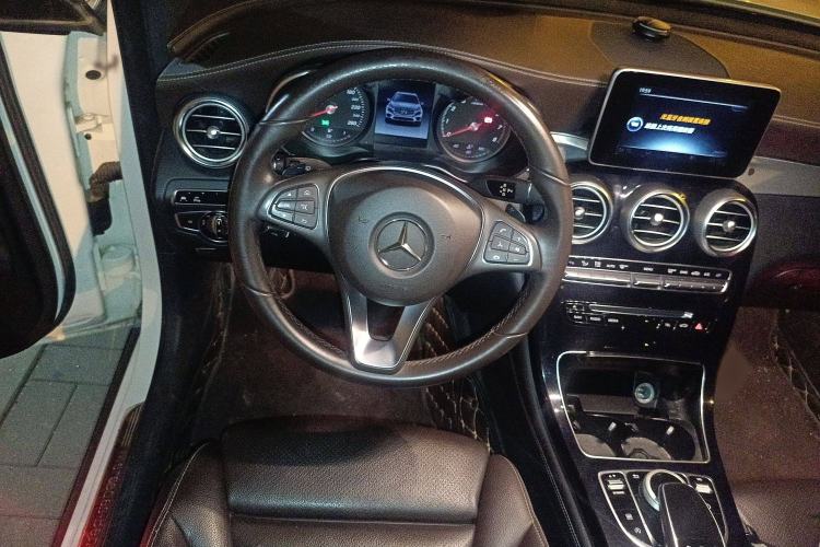 Used Mercedes-Benz GLC 2016 GLC 200 4MATIC
