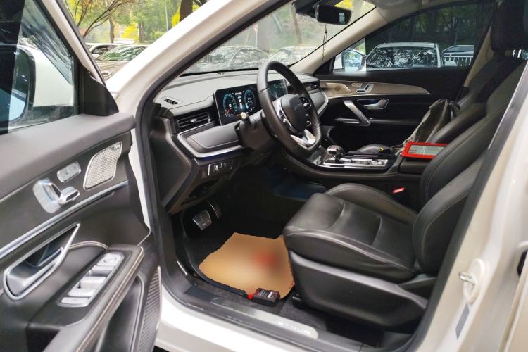 Used JETOUR X70 PLUS 2021 1.6T DCT Pro+ 7-Seater
