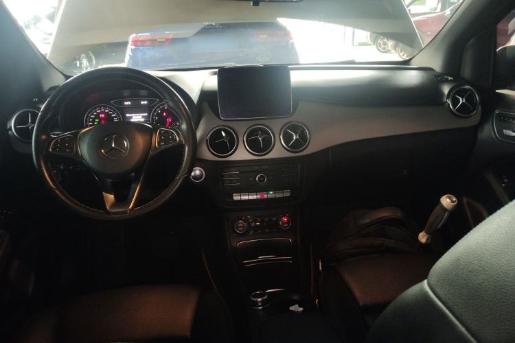 Used Mercedes-Benz B-Class 2017 B 200 Fashion Model