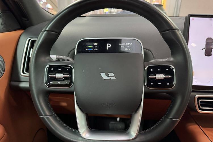 Used Li Auto L8 2023 Air model
