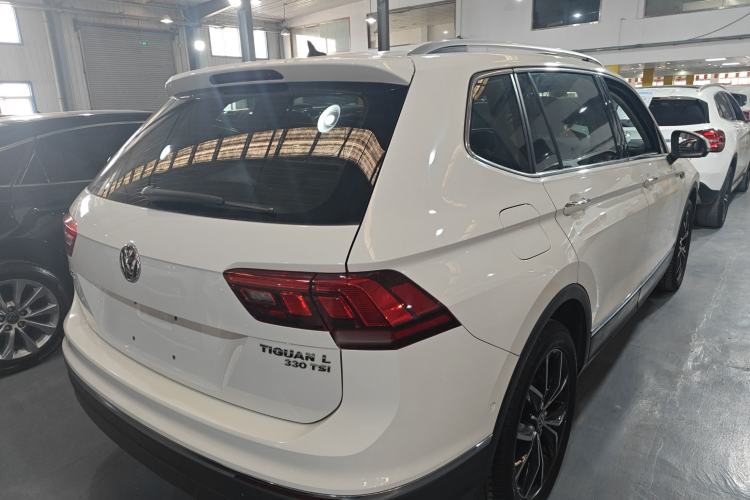 Used Volkswagen Tiguan L 2019 Revised 330TSI Automatic Two-Wheel Drive Smart & Luxury Edition China VI Standard
