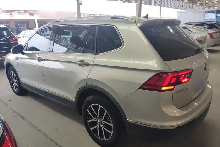 Used Volkswagen Tiguan L 2018 280TSI Automatic Two-Wheel Drive Comfort Edition
