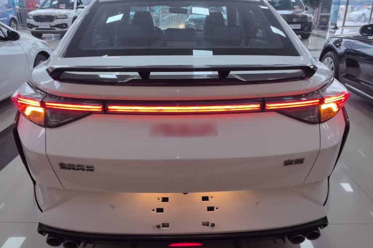 Used Dongfeng Aeolus Yixuan 2021 230T Automatic Zuiying Knight Edition
