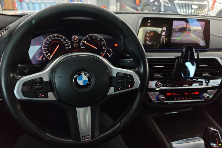 Used BMW 5 Series 2019 525Li M Sport Package
