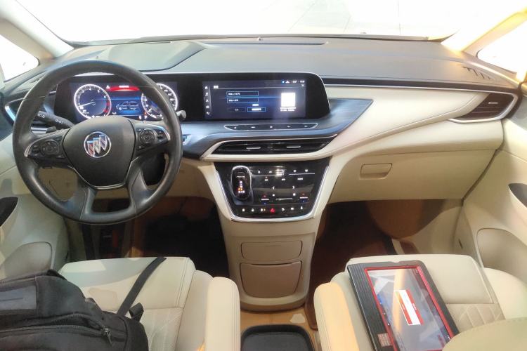 Used Buick GL8 2022 ES Landtrek 653T Flagship Model
