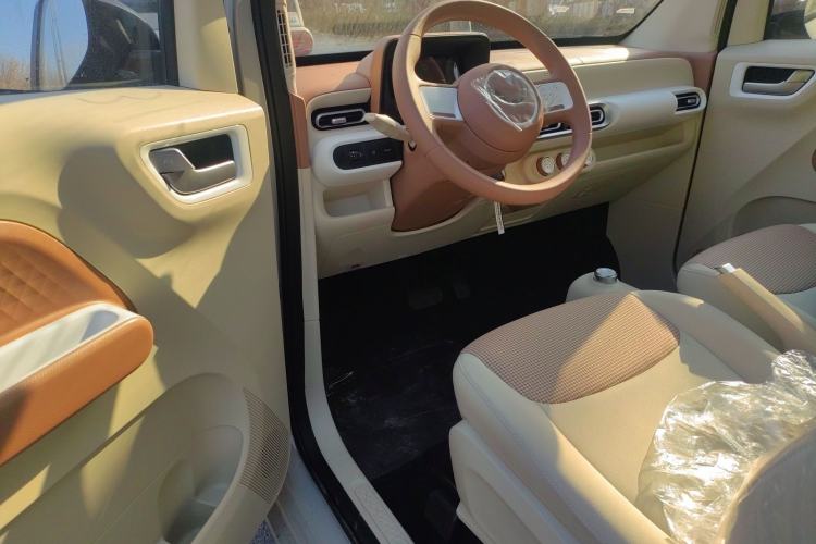 Used Wuling Hongguang MINIEV 2024 3rd Generation 215km Youth Edition