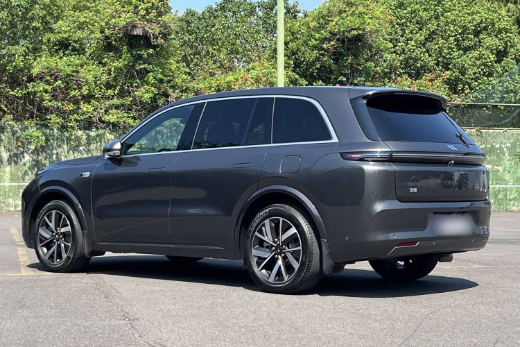 Used Li Auto L8 2023 Air model
