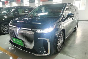 Used VOYAH Dream 2025 PHEV Four-Wheel Drive Prestige Kunpeng Edition