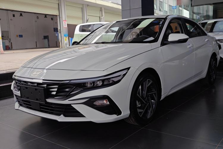 Used Hyundai Elantra 2023 1.5L CVT GLX Elite Edition
