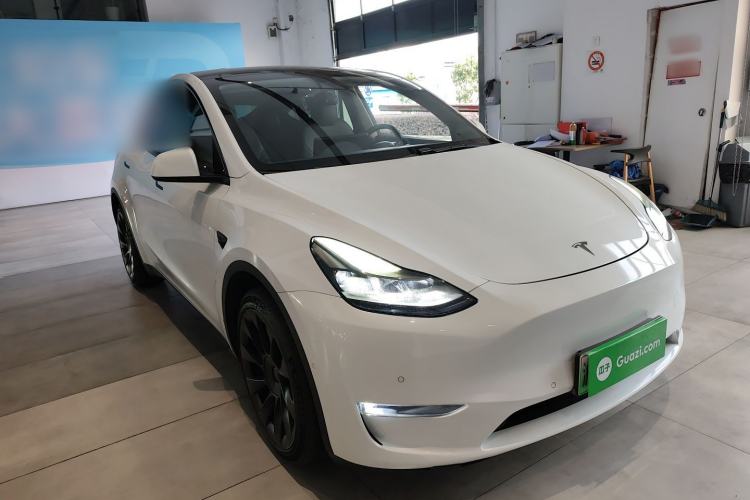 Used Tesla Model Y 2021 Long-Range All-Wheel-Drive Version