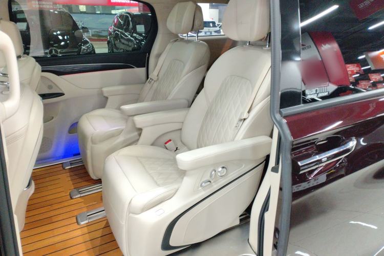 Used Buick GL8 2020 Avenir Avia 7-Seater Deluxe Edition
