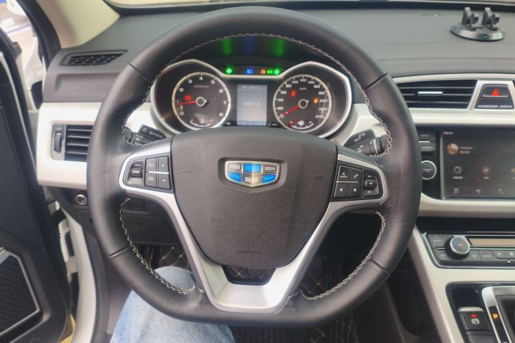 Used Geely Auto Emgrand X7 Sport 2018 1.8TD Automatic Two-Wheel Drive Zhiya Model
