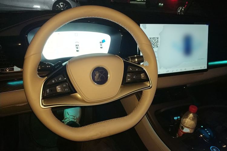 Used BYD Han 2025 EV with 701 km of Laser Radar-Enabled Intelligent Driving