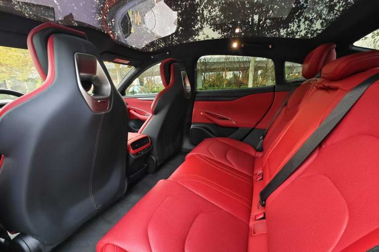 Used  SU7 2024 Rear-Drive Long-Range Intelligent Driving Version
