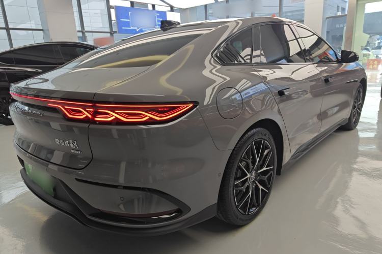 Used BYD Han 2025 EV Intelligent Driving Version 506KM Prestige Model
