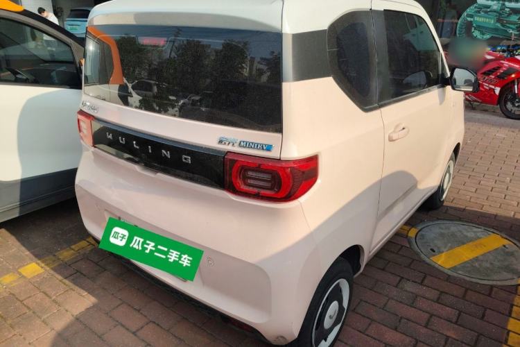 Used Wuling Hongguang MINIEV 2022 Macaron Premium Model – Lithium Iron Phosphate

