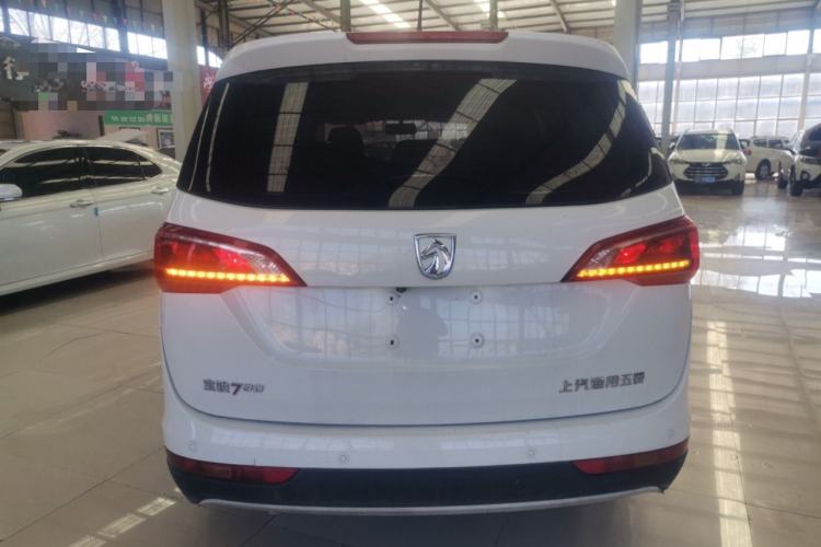 Used Baojun 730 2019 1.5L Manual Fashion Model 7-seater China VI
