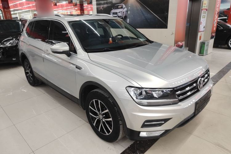Used Volkswagen Tiguan L 2017 330TSI Automatic Two-Wheel Drive Luxury Edition