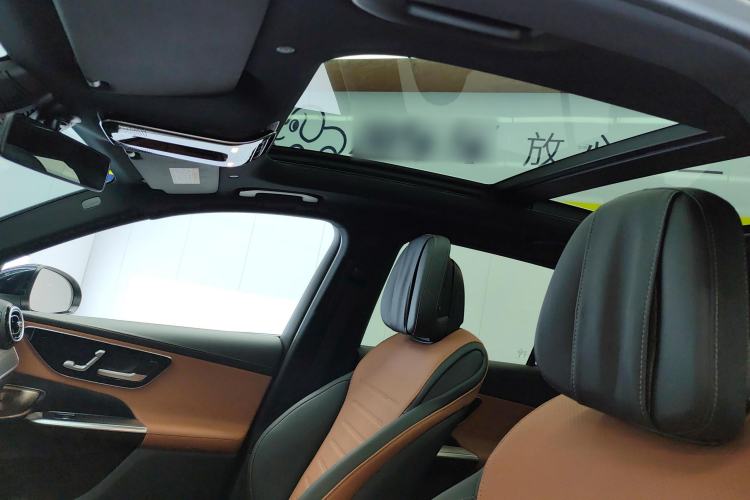 Used Mercedes-Benz GLC 2023 GLC 260 L 4MATIC Dynamic Edition 5-seater
