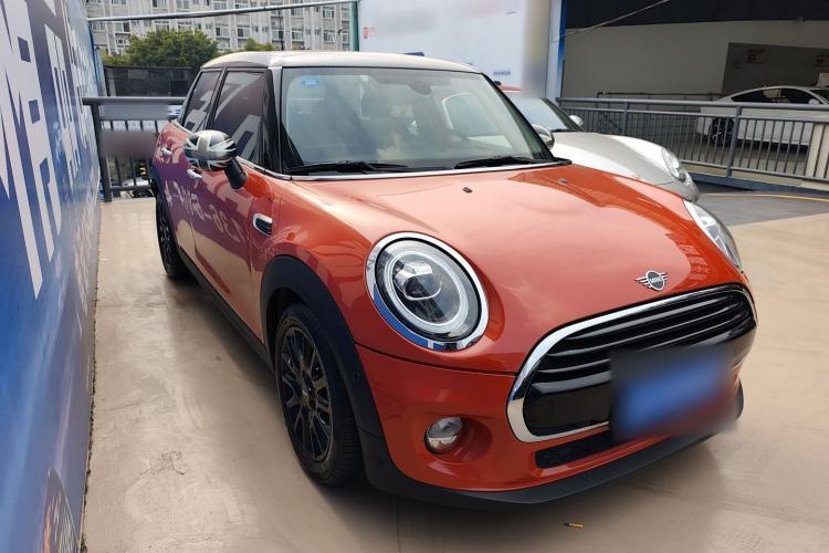 Used  MINI 2018 1.5T COOPER Classic Edition Five-Door Version