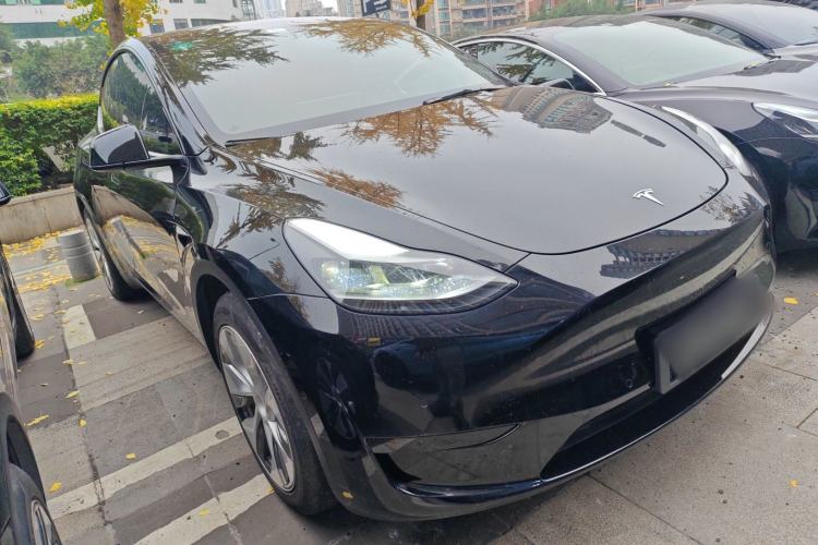 Used Tesla Model Y 2022 Rear-Wheel-Drive Version
