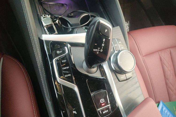 Used BMW 5 Series 2022 Second Facelift 530Li xDrive Luxury Package
