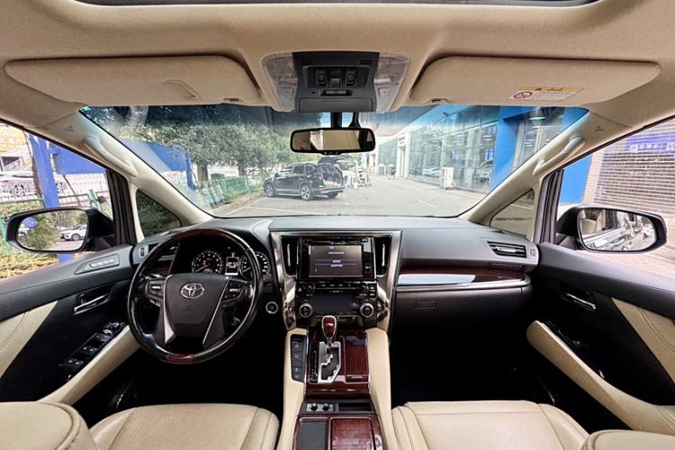 Used Toyota Alphard 2015 3.5L Luxury Edition