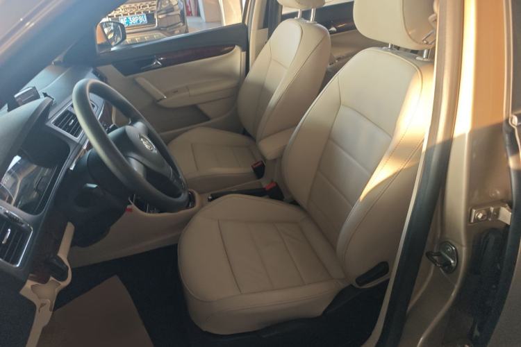 Used Volkswagen Lavida 2013 Restyled Classic 1.6L Automatic Comfort Edition
