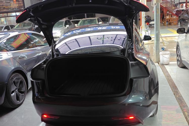 Used Tesla Model 3 2023 Long-Range All-Wheel-Drive Version