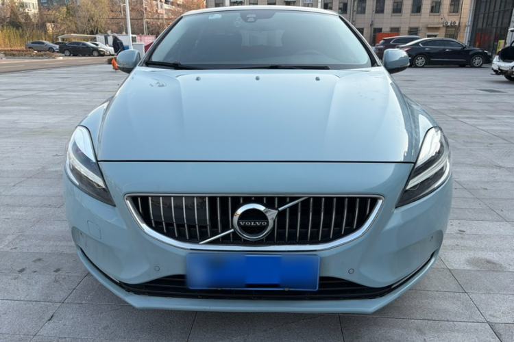 Used Volvo V40 2018 T3 Zhiya Edition