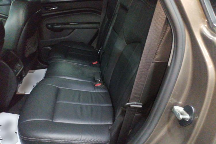 Used Cadillac SRX 2015 3.0L Comfort Version
