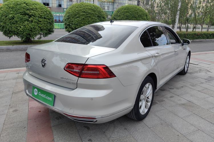 Used Volkswagen Magotan 2019 330TSI DSG Luxury Version China VI Standard
