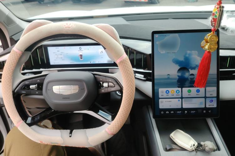 Used Geely Auto FX11 2024 1.5TD DCT Prestige Edition
