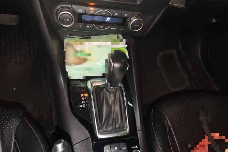 Used Mazda Mazda 3 Axela 2016 Sedan 1.5L Automatic Luxury Model