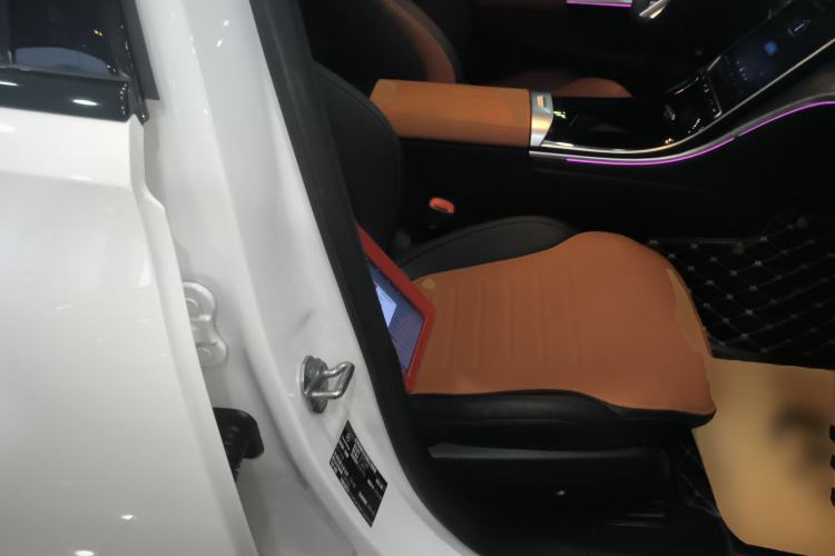 Used Mercedes-Benz C-Class 2023 Restyled C 260 L Night Edition Sports Version