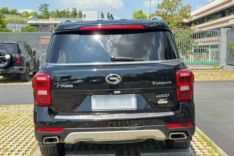 Used GAC Trumpchi GS8 2017 320T Two-Wheel Drive Luxury Smart Connectivity Version (7 Seats)
